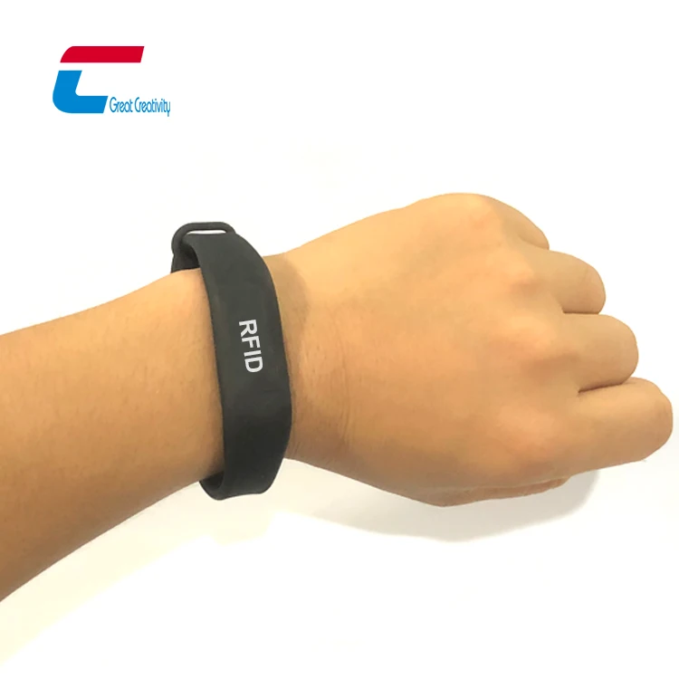 Factory price silicon wrist bands adjustable RFID silicon wristband GYM wristband with closure