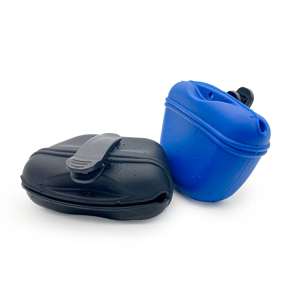 Outdoor Portable Pet Feed Training Bag Portable Small Silicone Dog Food Treat Snack Pouch With Magnetic Closure And Waist Clip
