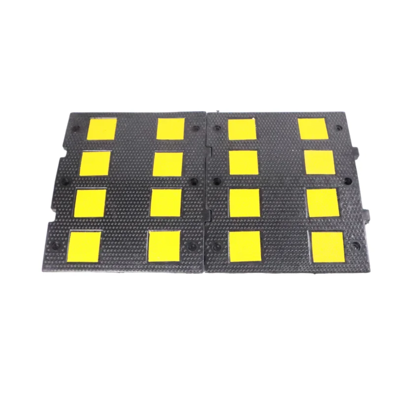 Heavy-Duty  Traffic Limit Buffer Belt Premium Road Portable Rubber Speed Bump Speed Limiter for Traffic Management