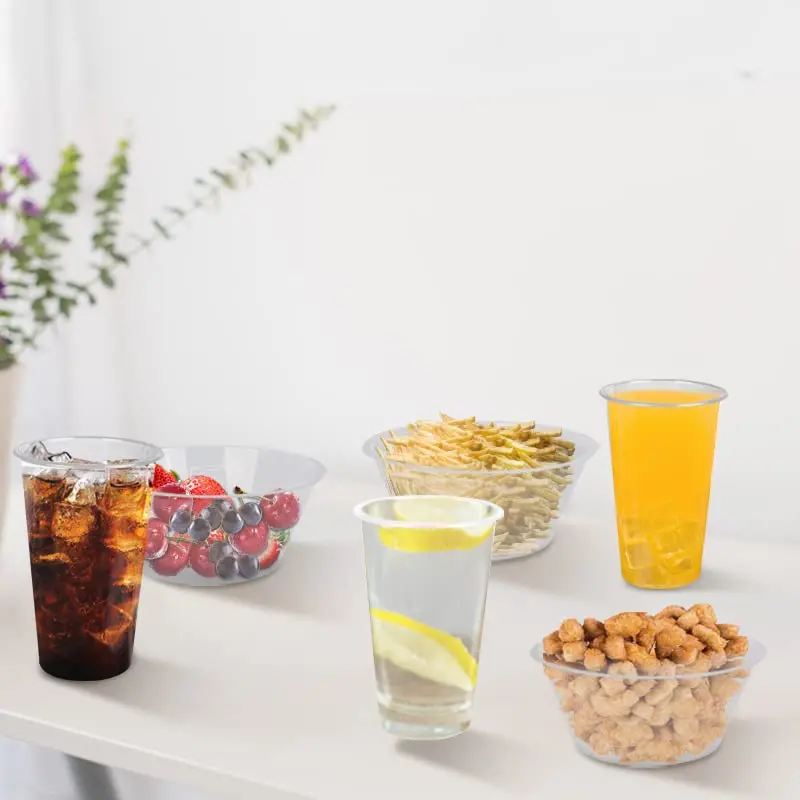 High Quality Shaped Cute Milk Tea Portable Juice Bottle Strawberry Plastic Drinking Water Cup with Straw Snack Trays