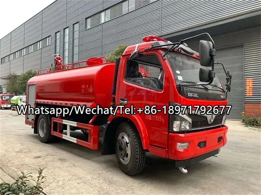Dongfeng 6000 литров пожарный Спринклерный грузовик 4x2 водяной спринклер