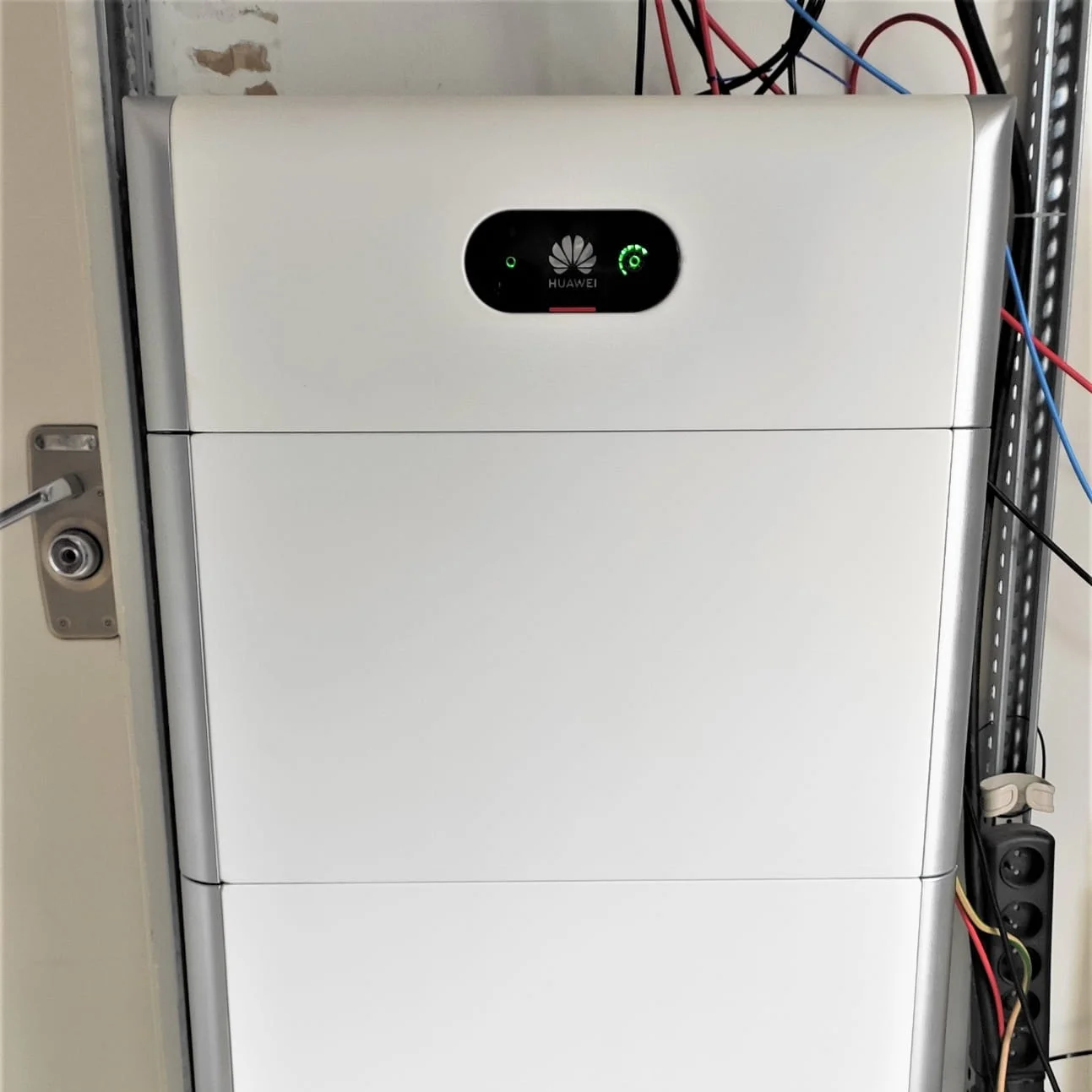 HUAWEl luna2000 5kw 10kw 15kw solar storage battery luna 2000 LiFePO4 battery HOME energy storage system