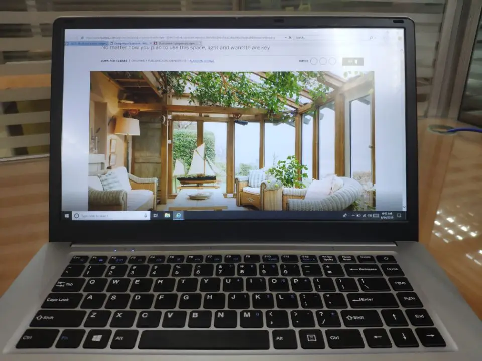 
Customized Win10 Laptop 8GB 128GB Netbook China Supplier 