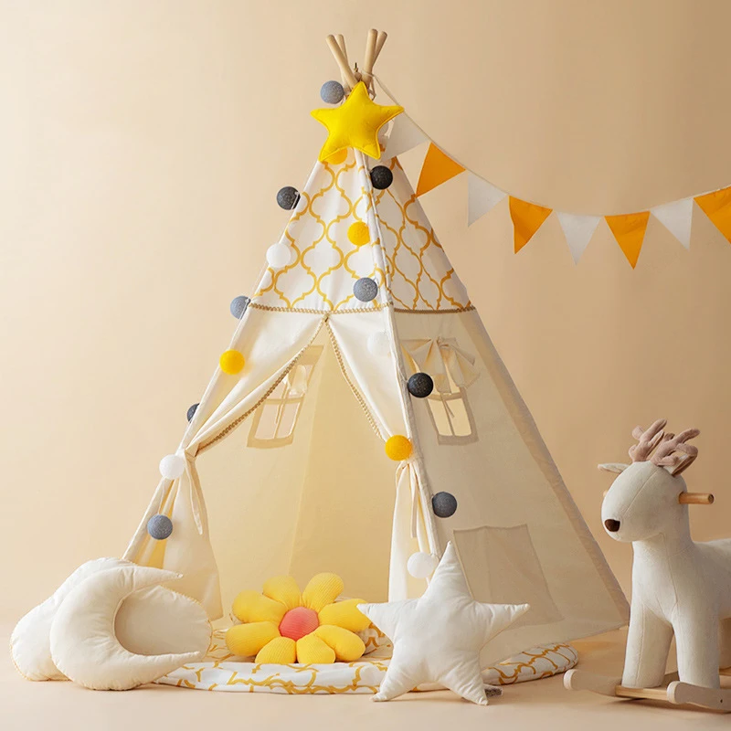 Brightbebe Movable Indoor Castle Children Toy Tent Love Tree Hot Sale Little Indian House Colorful Folding 2 Children Play Tent