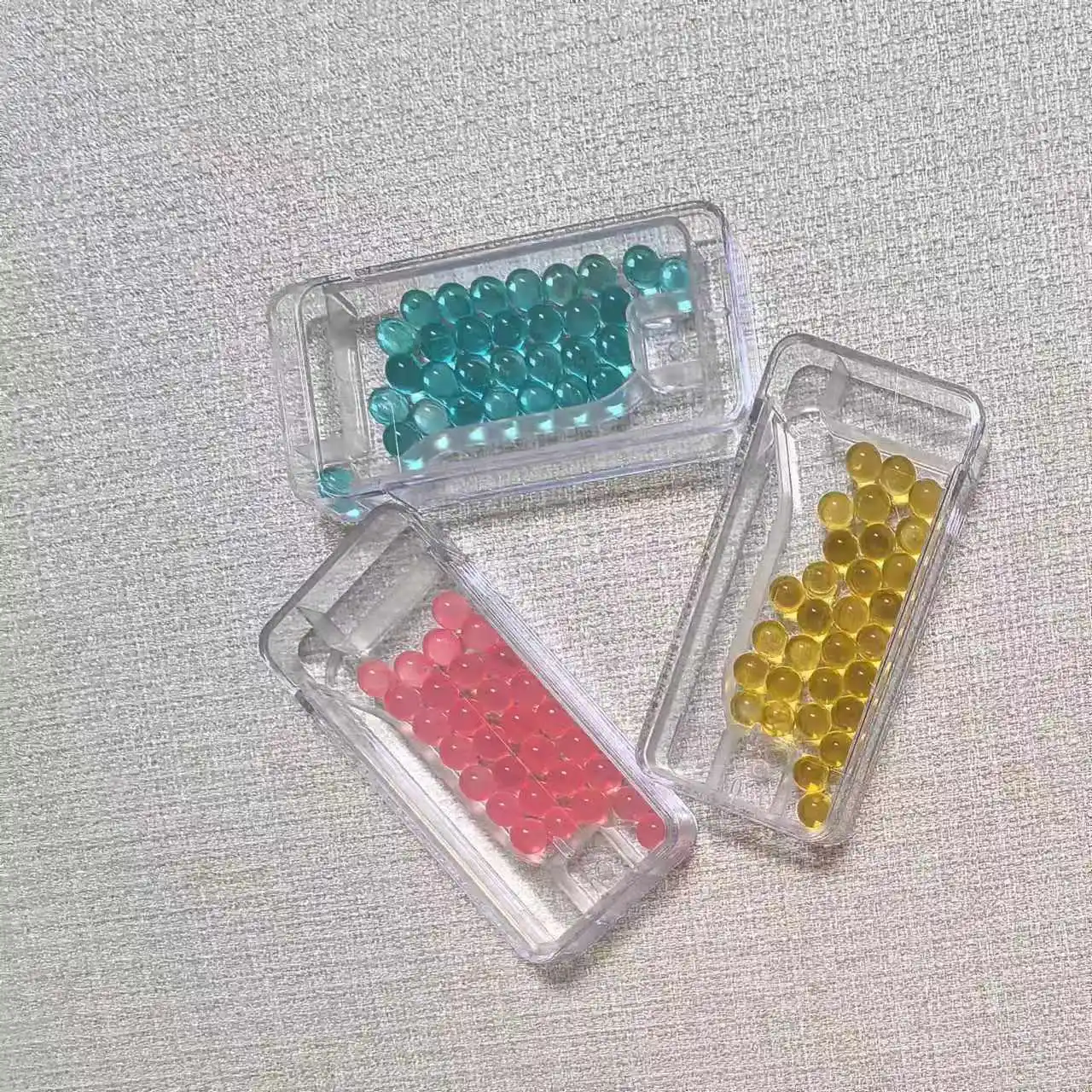 Wholesale customized mint flavored fruit flavored fresh bursting bead kissing candy