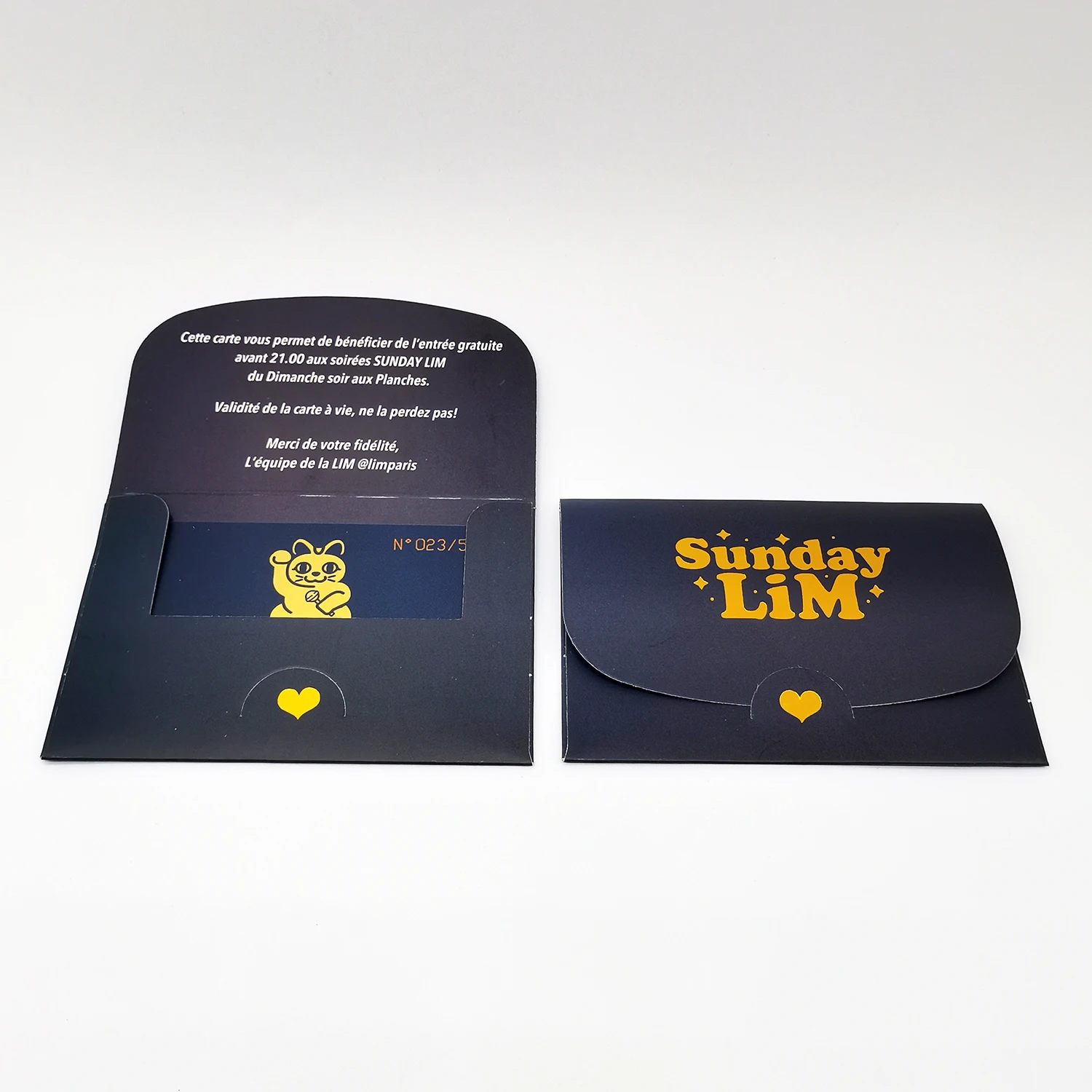Paper card holder (4).jpg