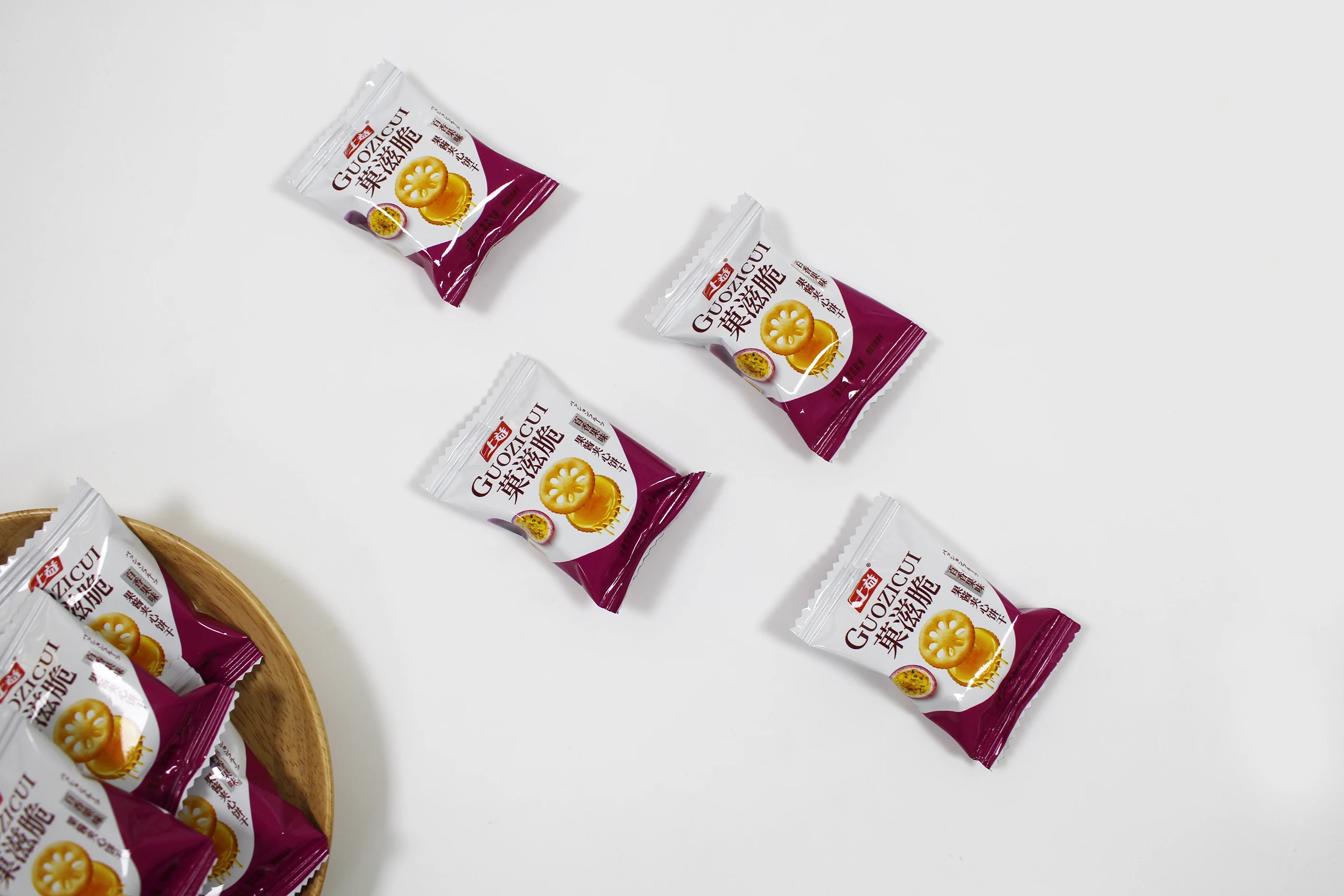 New design 258g Guozicui Jam filled Sandwich biscuits and cookies snacks multi-flavored biscuits for Child