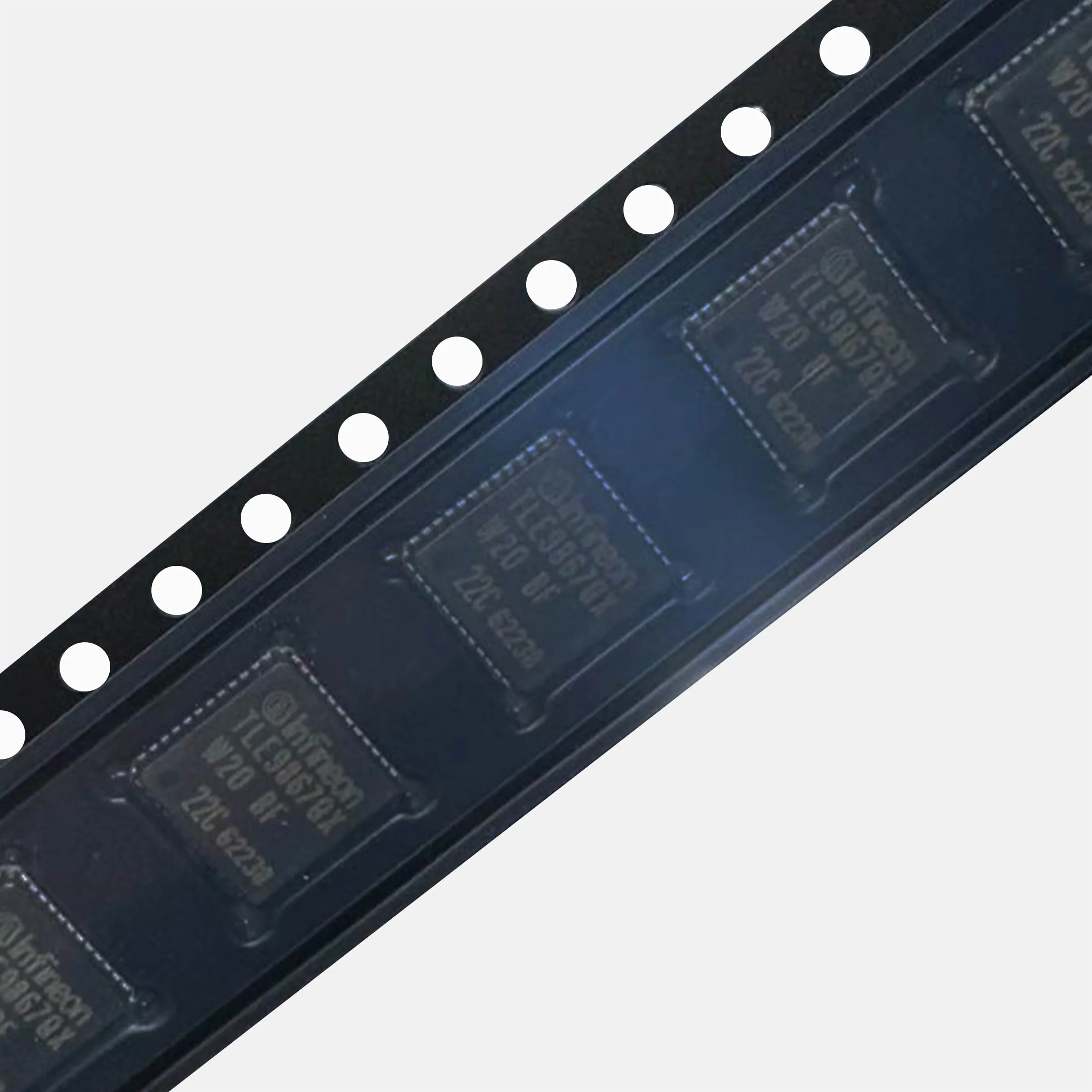 Integrated circuit IC electronic components, motor/motion/ignition controller and driver chip QFN-48 original TLE9867QXW20