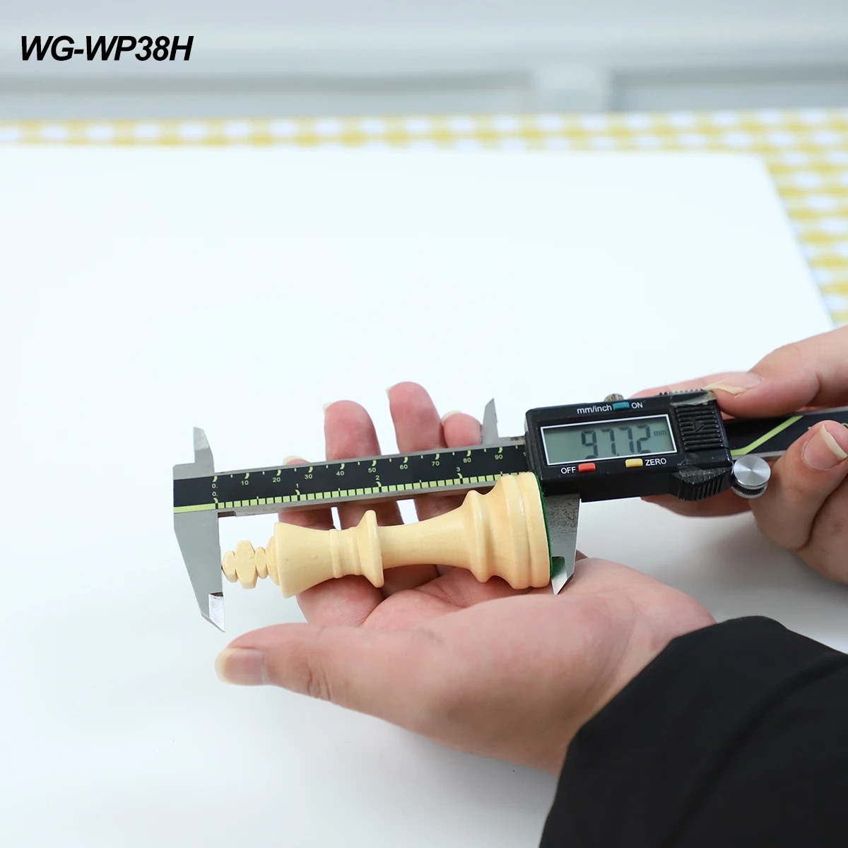 Factory direct sale 9.8 cm 3.8 inch heavy triple weighted chess king pieces tournament wooden ajedrez chess chess pieces