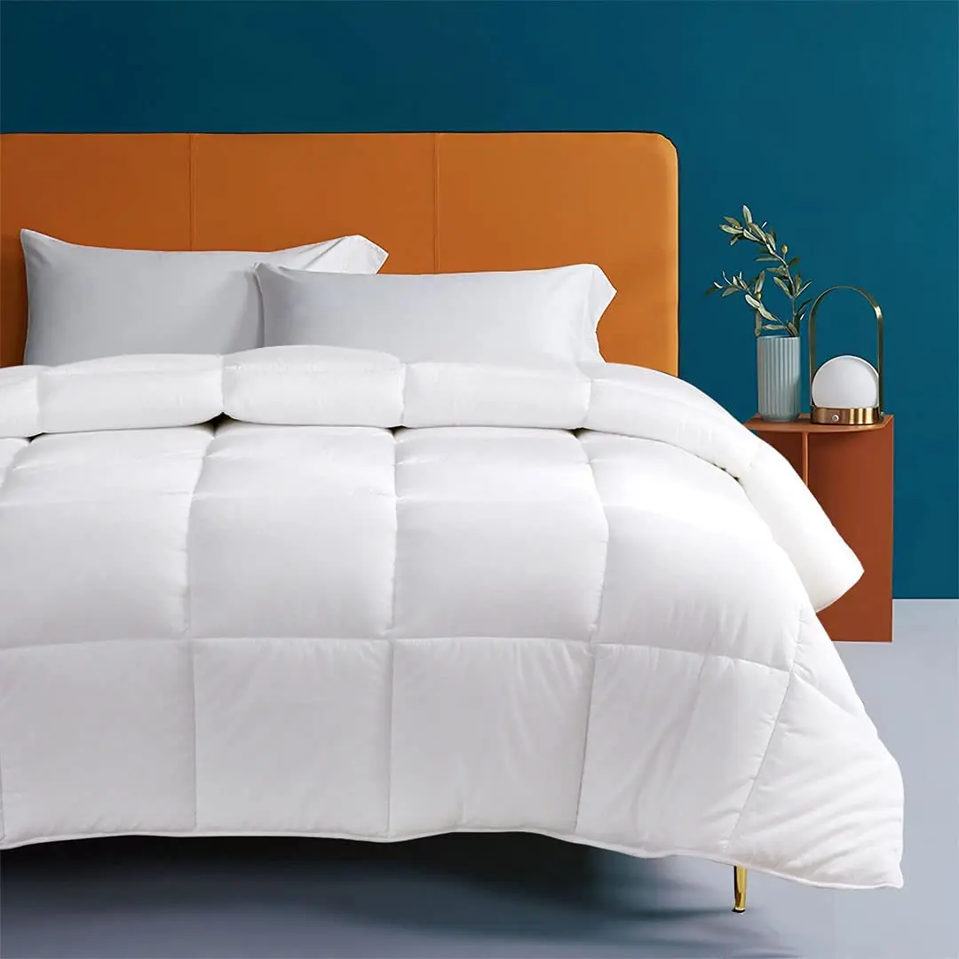 High Quality All Season King Size Microfiber White Bed Quilt Duvet Comforter With Cheap Price