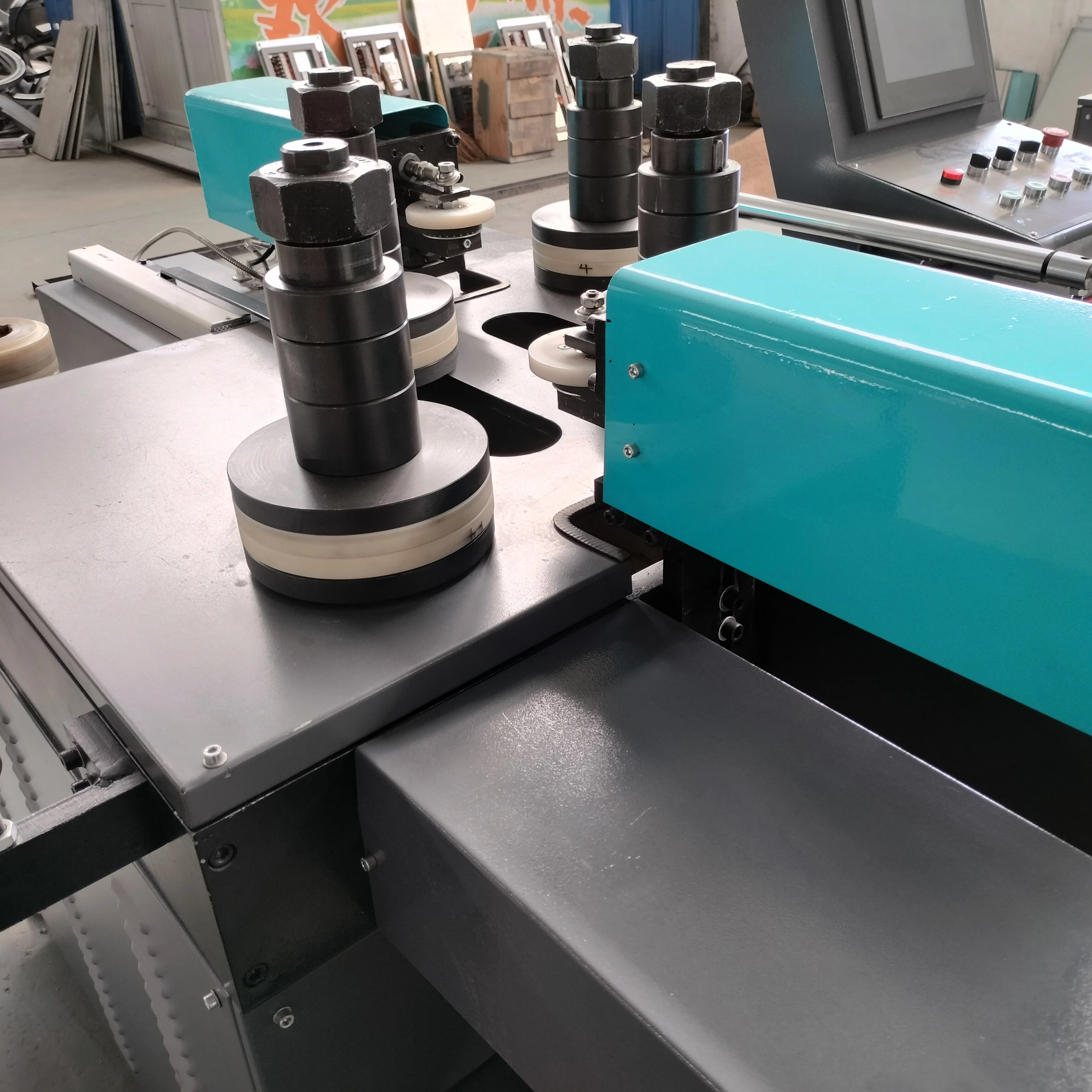 Best sell good quality cnc roll bending machine 25t(3 servo motor) bending rolling machine