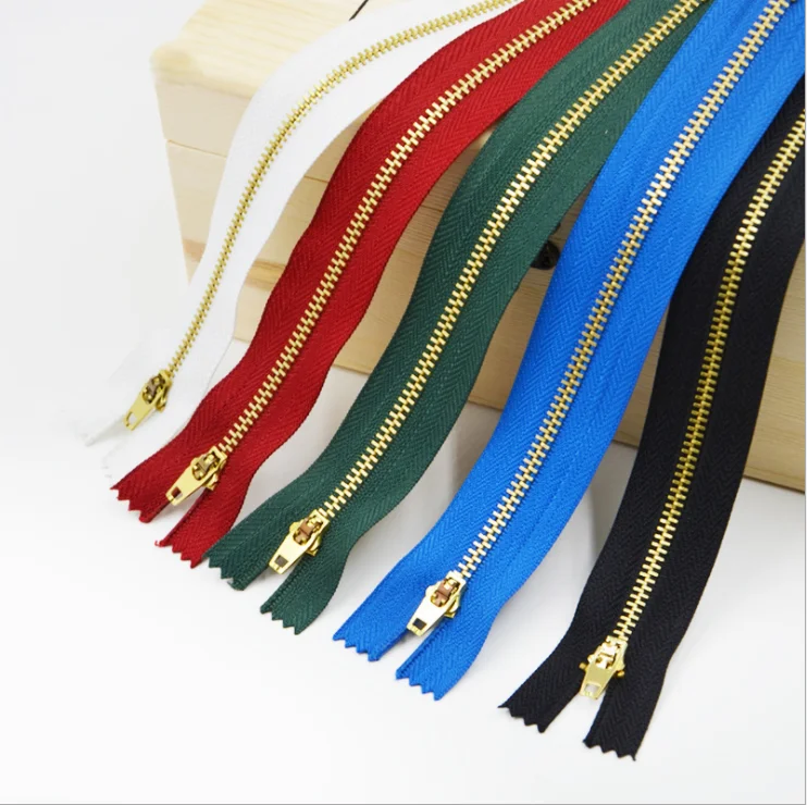 Zipper wholesale black chain brass manufacturing roll 3# Copper zipper jeans