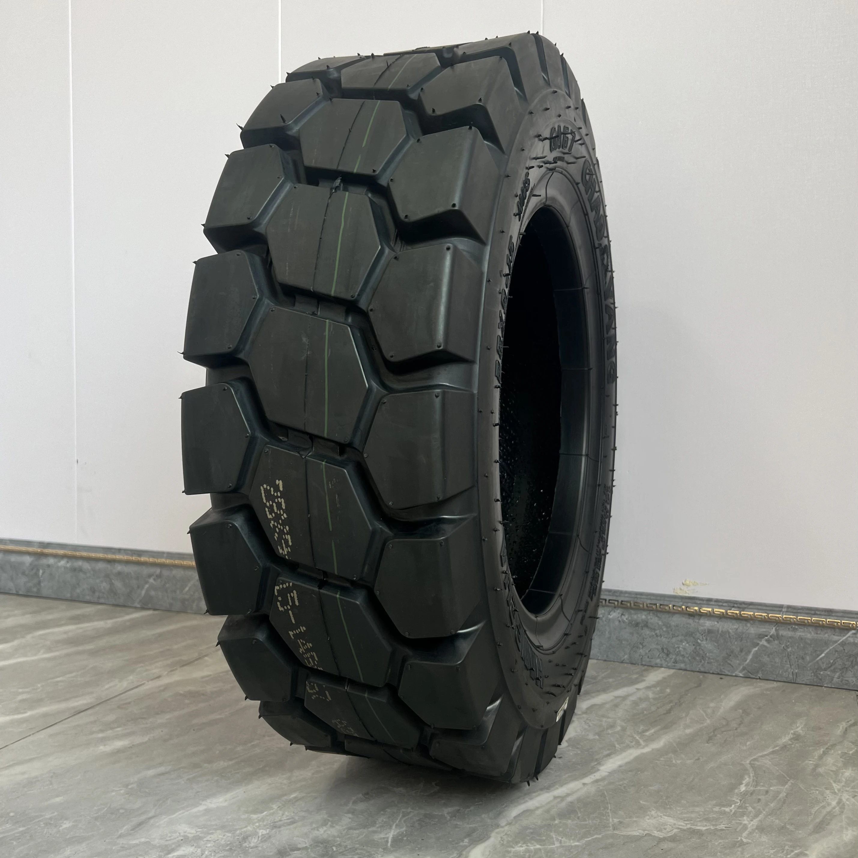 massive tread block forklift tyre  pneumatic tires 6.00/7.00-9 7.00-12