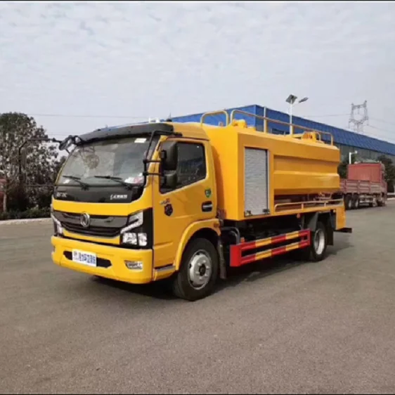 
Dongfeng 8000 L Septic tank truck sludge collection and transport truck 