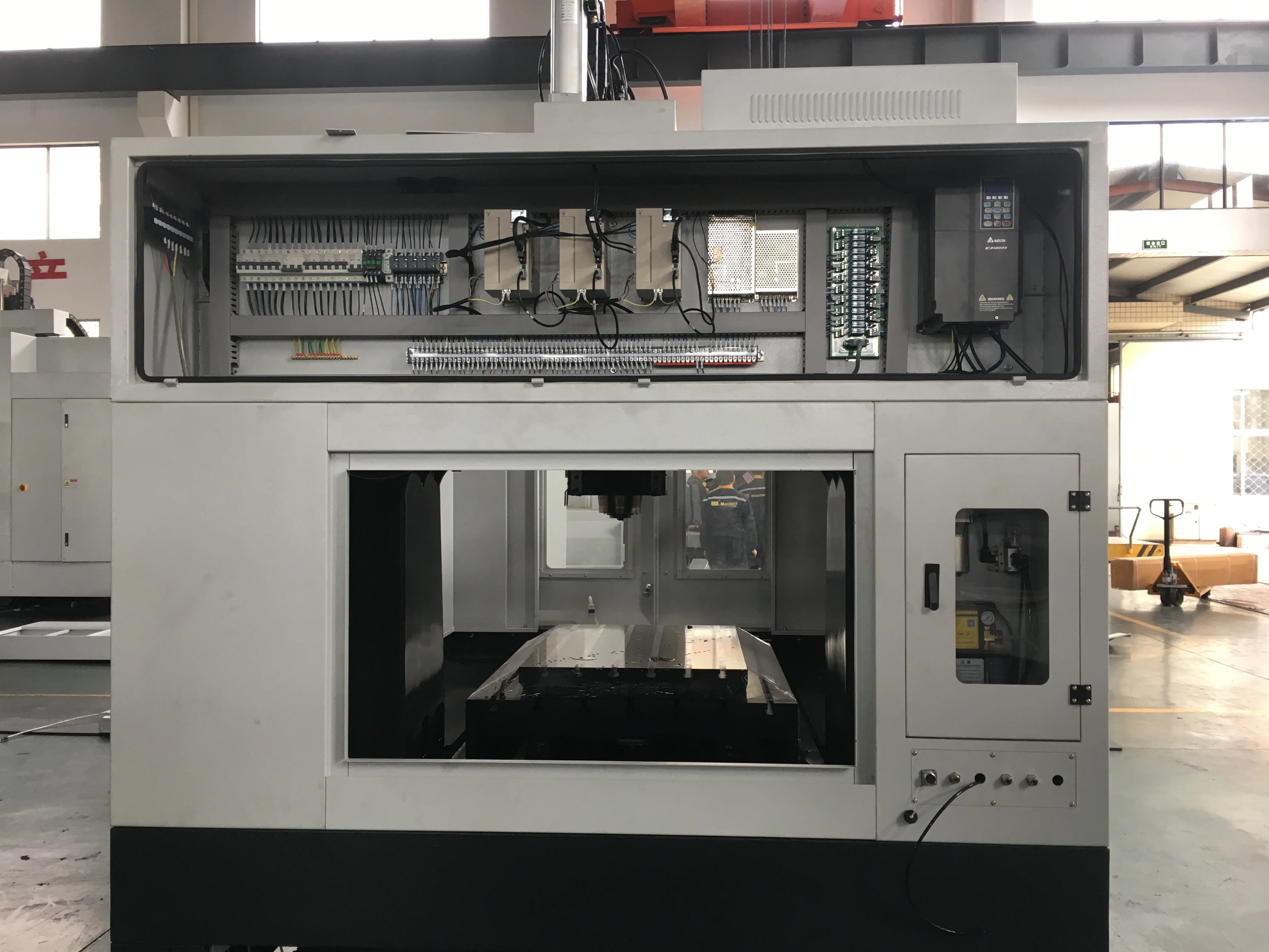 Maxtors Made in China Double Column type Portal VMC CNC Milling Boring Drilling Tapping Machine Center With good price YMC-1612