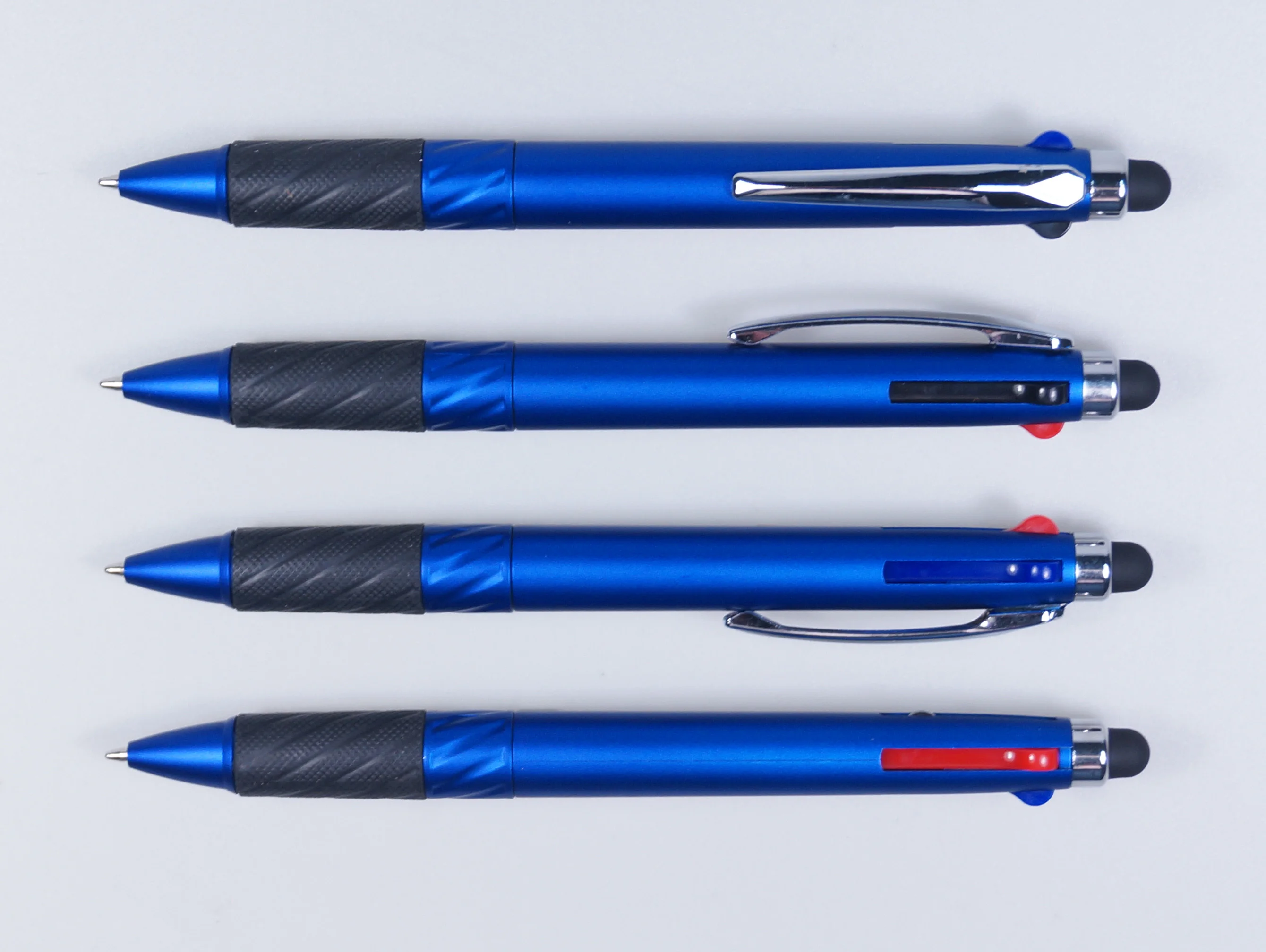 Пластиковый матовый стилус 4 в 1, мягкая ручка, дешевая шариковая ручка с индивидуальным логотипом, шариковая ручка, пластиковая рекламная подарочная ручка