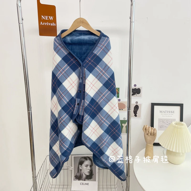 China factory multifunction 2 layer flannel and sherpa 100% polyester soft warm plush shawl tippet throw blanket