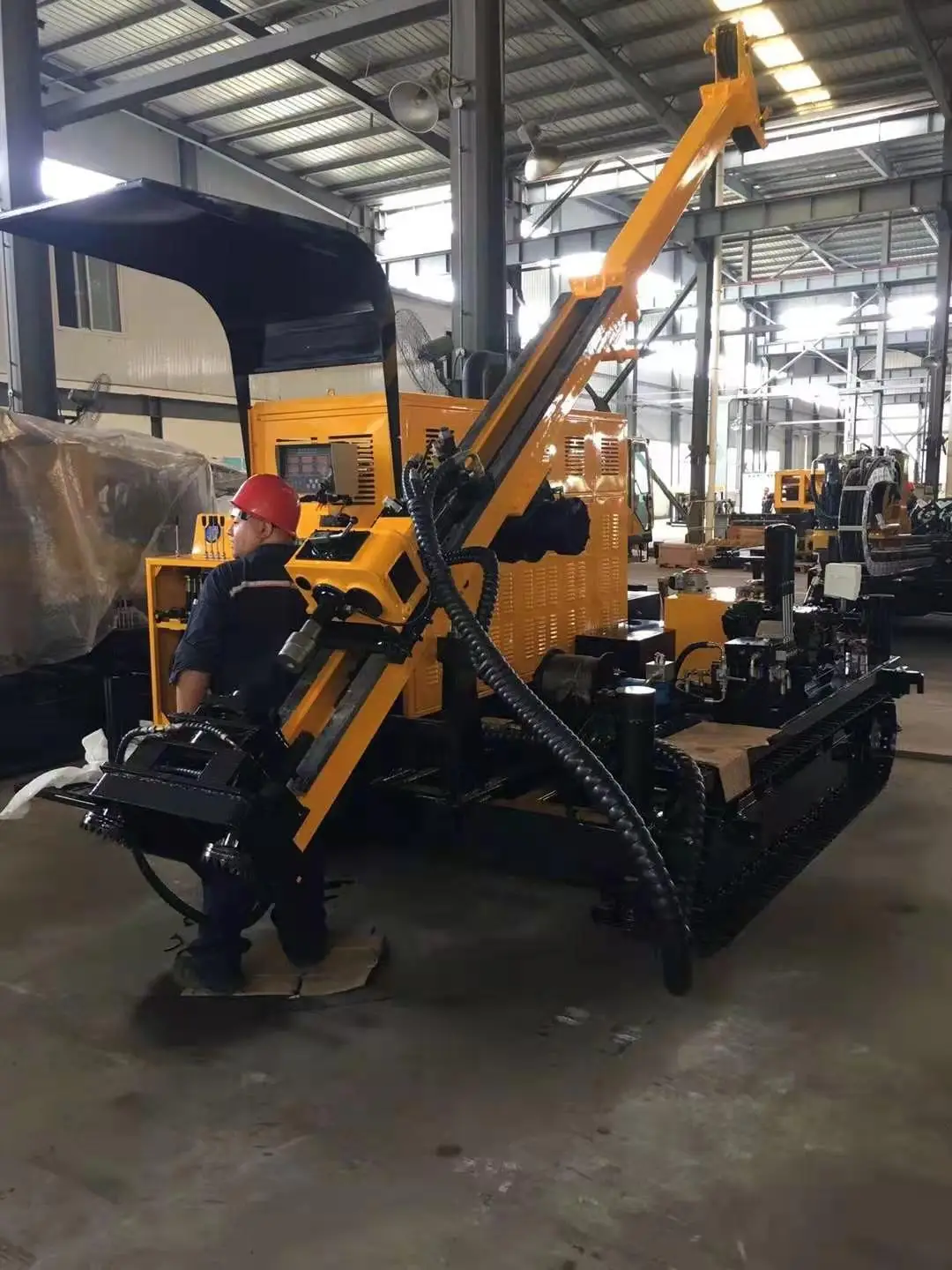 Wells Hydraulic diamond core drill rig HYDX-2 crawler based geological exploration wireline drill equipment with 500m capacity