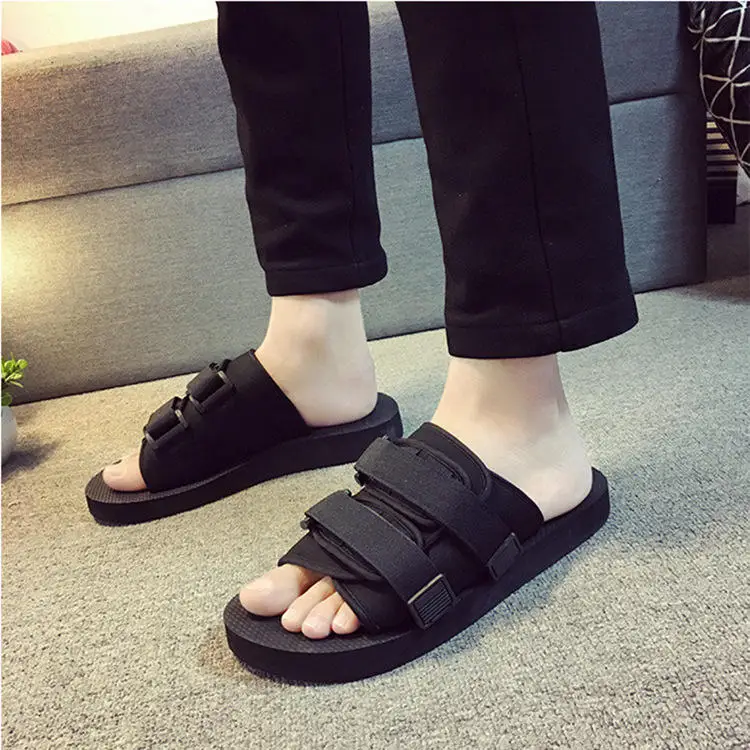 New product Wholesale Trend Outdoor Soft Sole Non-Slip Summer Sandals Women Casual Shoes Footwear Men Slide Slippers