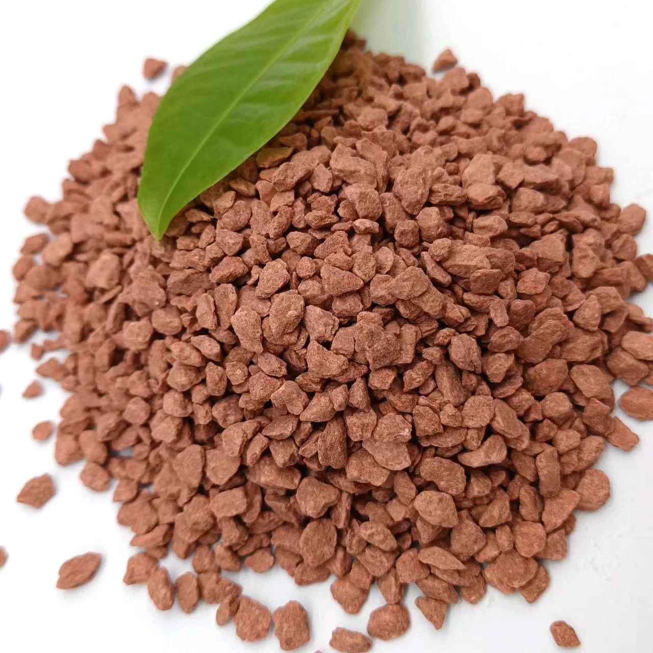 china supply Agriculture grade nitrogen fertilizer red granular ammonium chloride  25% with best price
