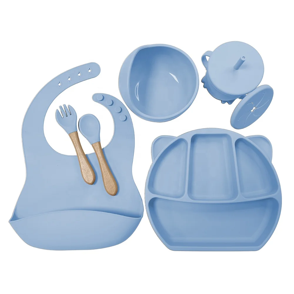 2021 New 6pcs Baby Silicon Feeding Set Silicone Suction Plate, Bib, Bowl, Sipper Snack Cup, Wooden Spoon, Fork