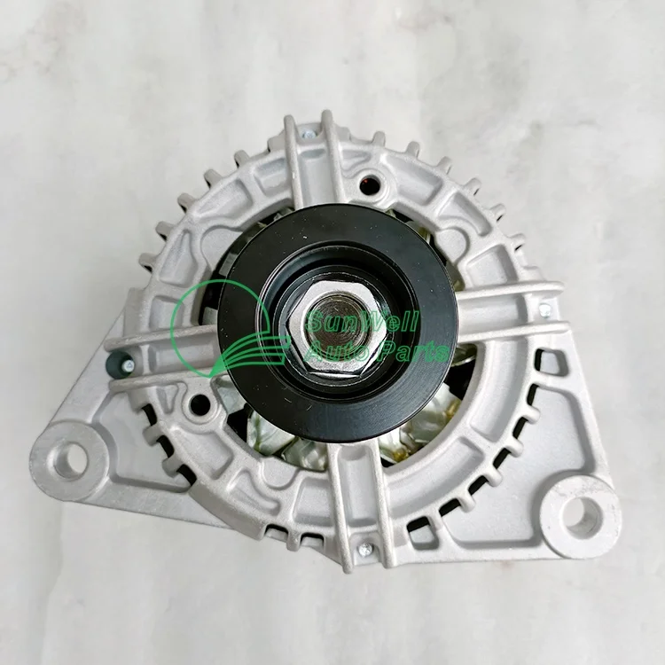 High Quality QSB6.7 Diesel Engine parts 24V 90A Alternator Generator 4892320