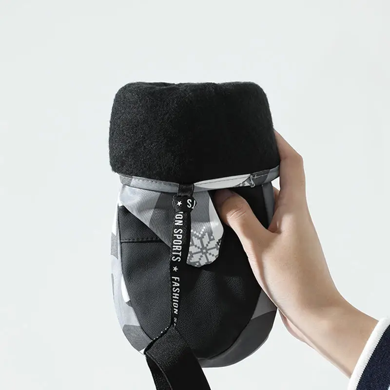 Factory wholesale windproof waterproof Ultralight Outdoor Down Mittens Nylon Fabric Camping Down Winter Gloves