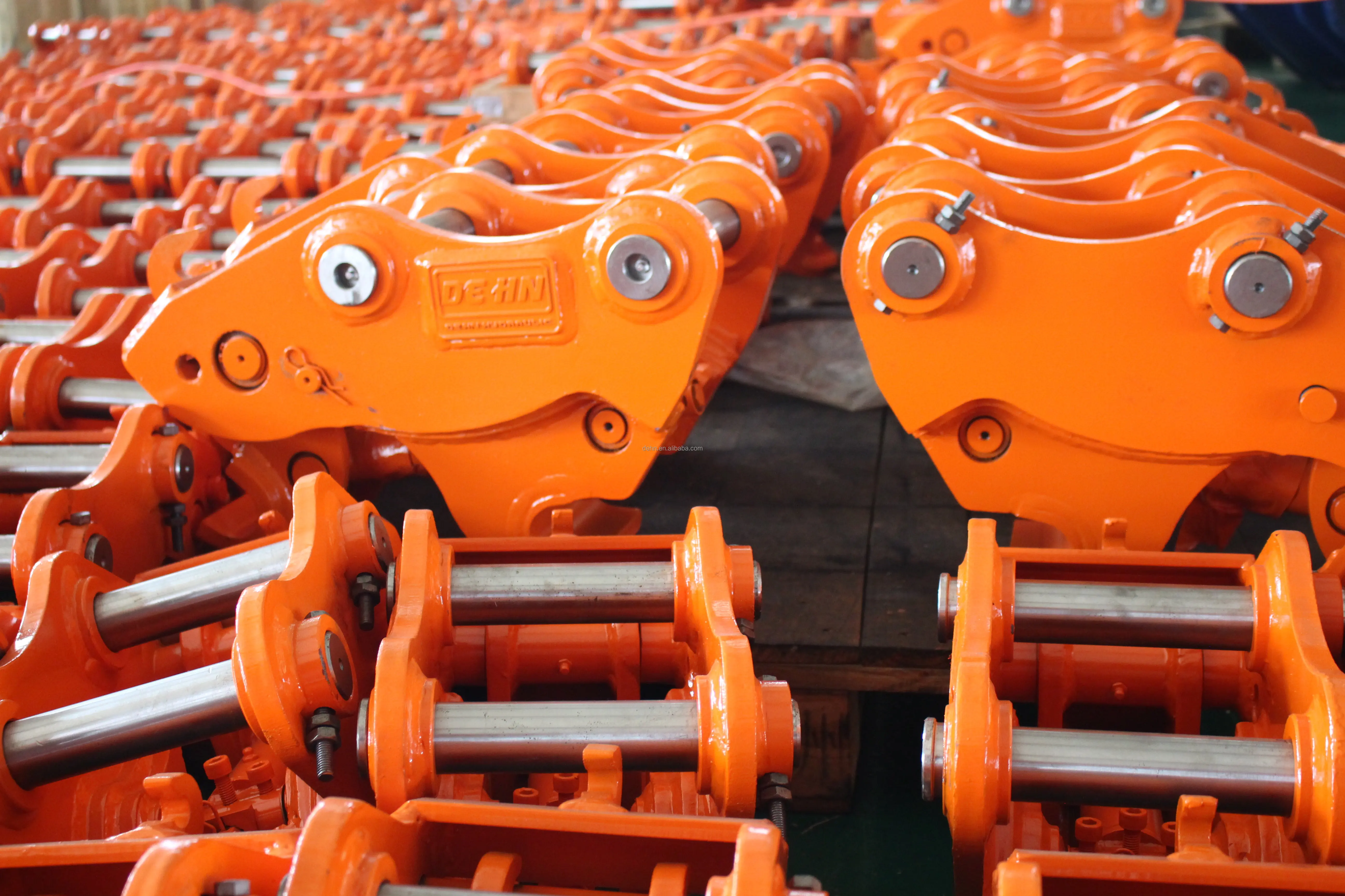 2 Ton Mini Excavator Hydraulic Quick Hitch Construction Industry Compatible Excavator Rotating Quick Coupler