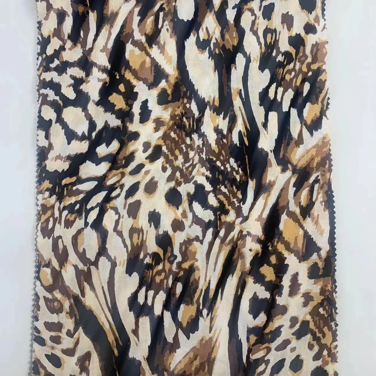 2024 Hot Sale Natural Fabric Sustainable Linen Cotton 55/45 Environmental Fabric Printed Fabric