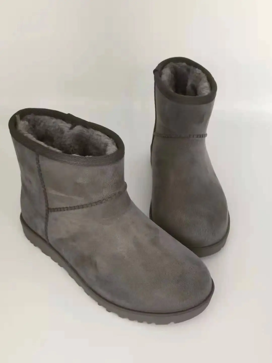 Winter  waterproof snow shoes Anti-slip, waterproof