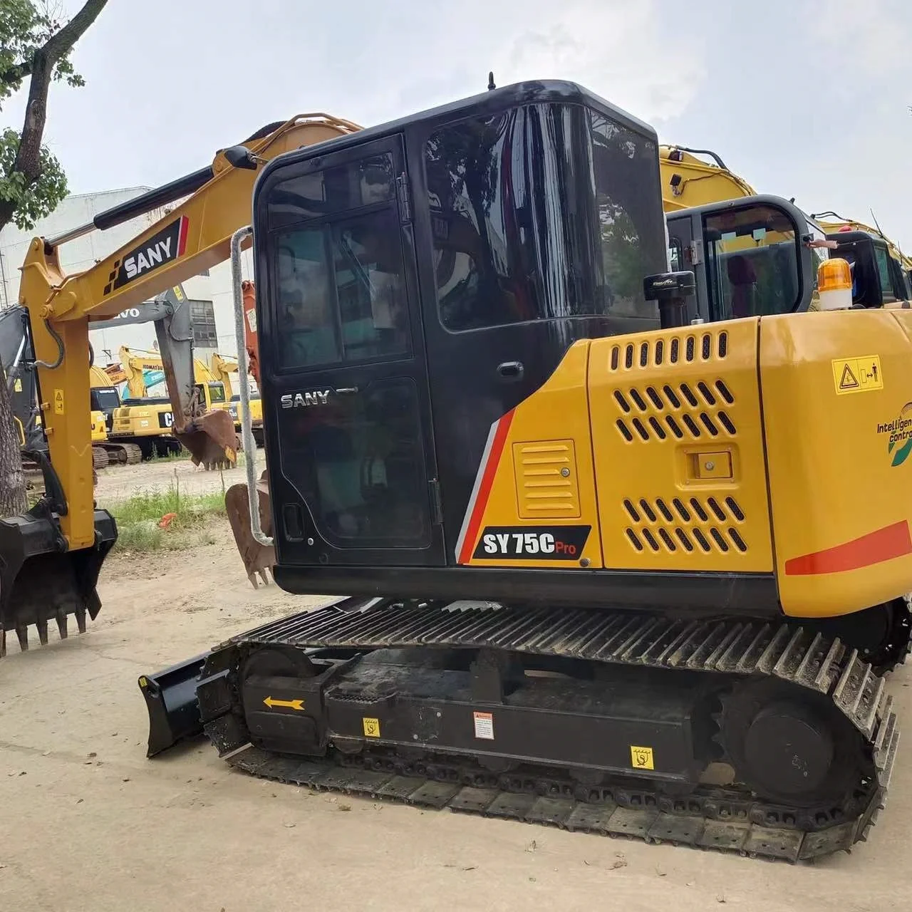 Shanghai Factory Cheap Good Condition Mini Used Secondhand Hydraulic Industrial Machine Weight 7 Tons  sany sy75 excavator