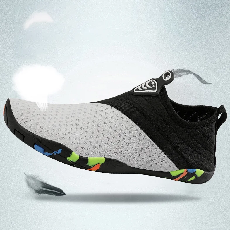 Summer Water Shoes Men Beach Sandals Upstream Aqua Shoes Man Quick Dry River Sea Slippers For Surfing