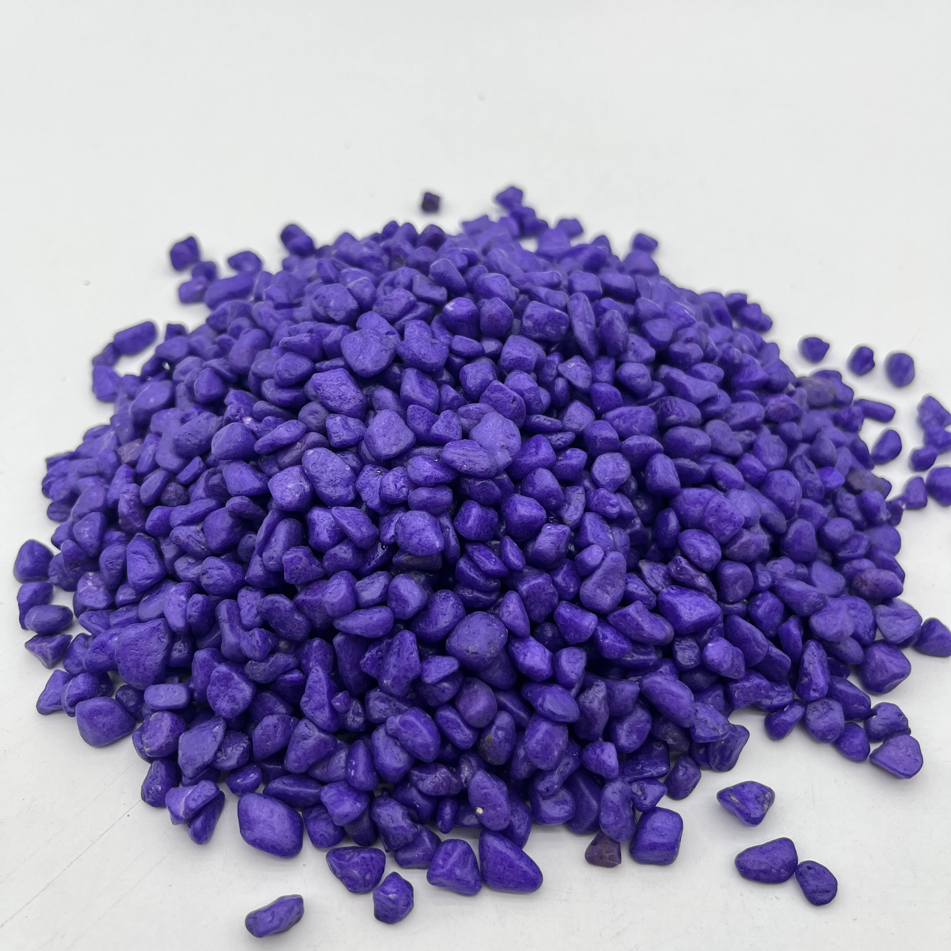 Hot selling 6-9mm aquarium fish artificial landscape horticultural decoration colored pebbles price