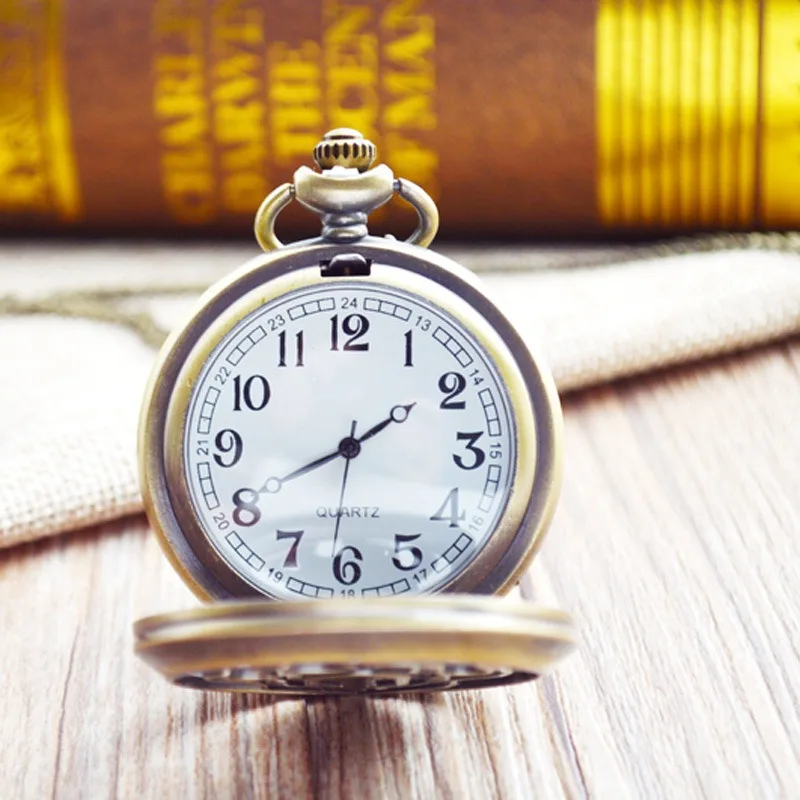 Vintage Bronze Skull Face Mask Engraved Quartz Pocket Watch for Man Woman New Creativity Pendant Watch Antique Timepiece reloj