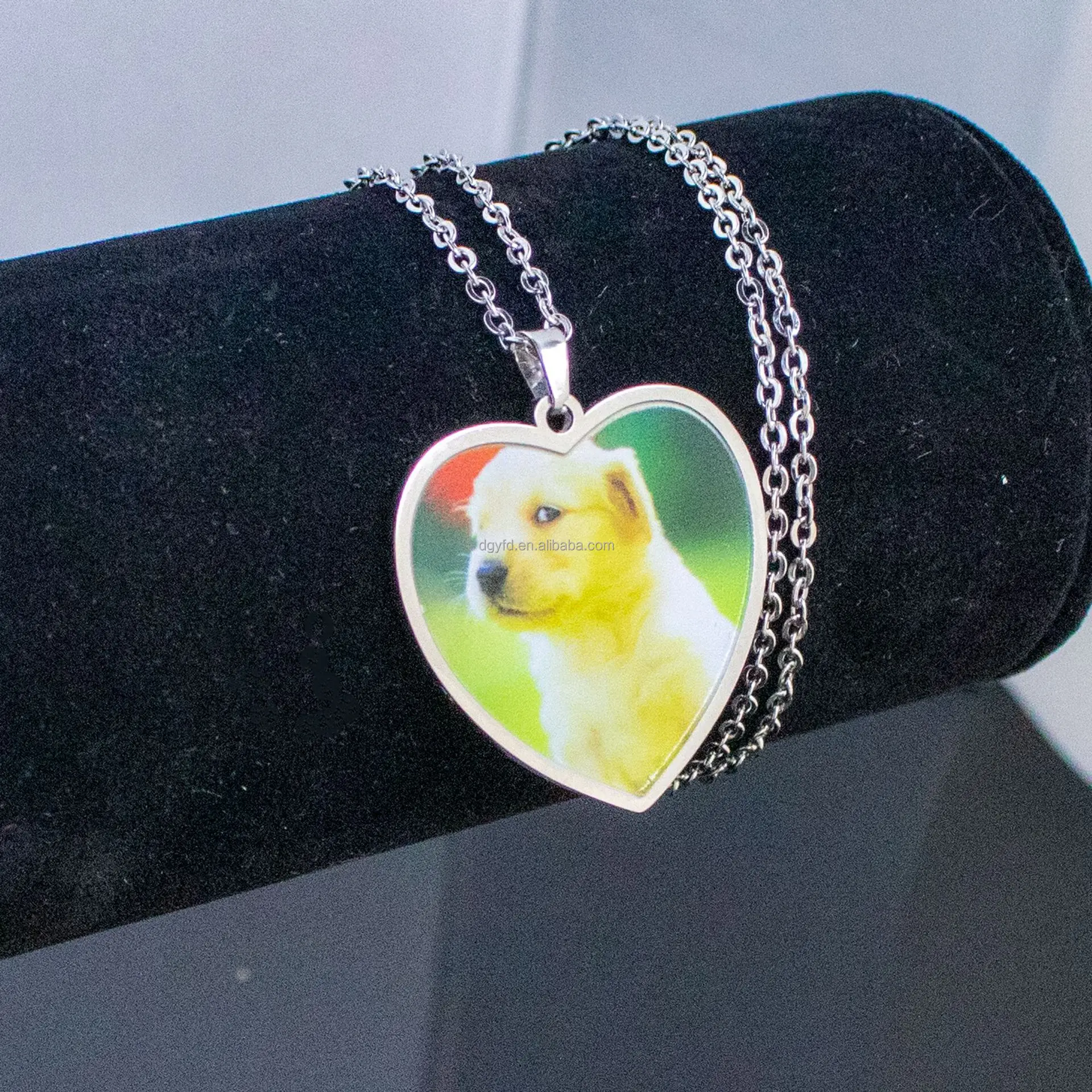 Personalized Family Photo Picture Sublimation Blanks Heart Pendant Locket Necklace for Jewelry DIY Making Mother Women Necklace