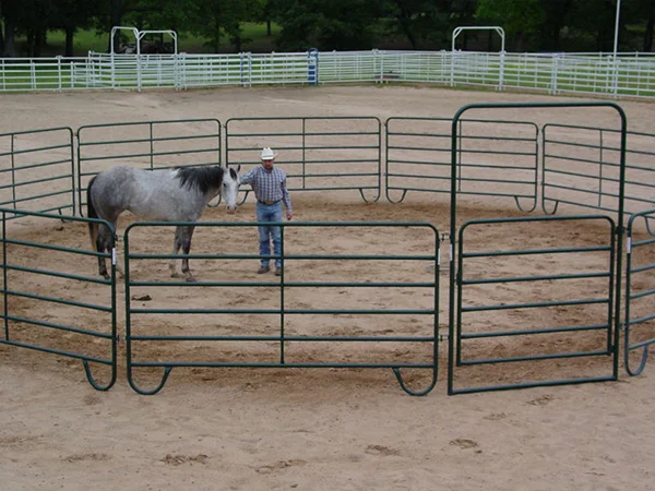 2024 Hot sale Cheap Field Yard Horse Goat sheep corral panels Farm Fence Panels Cattle Fence on Farm with high quality