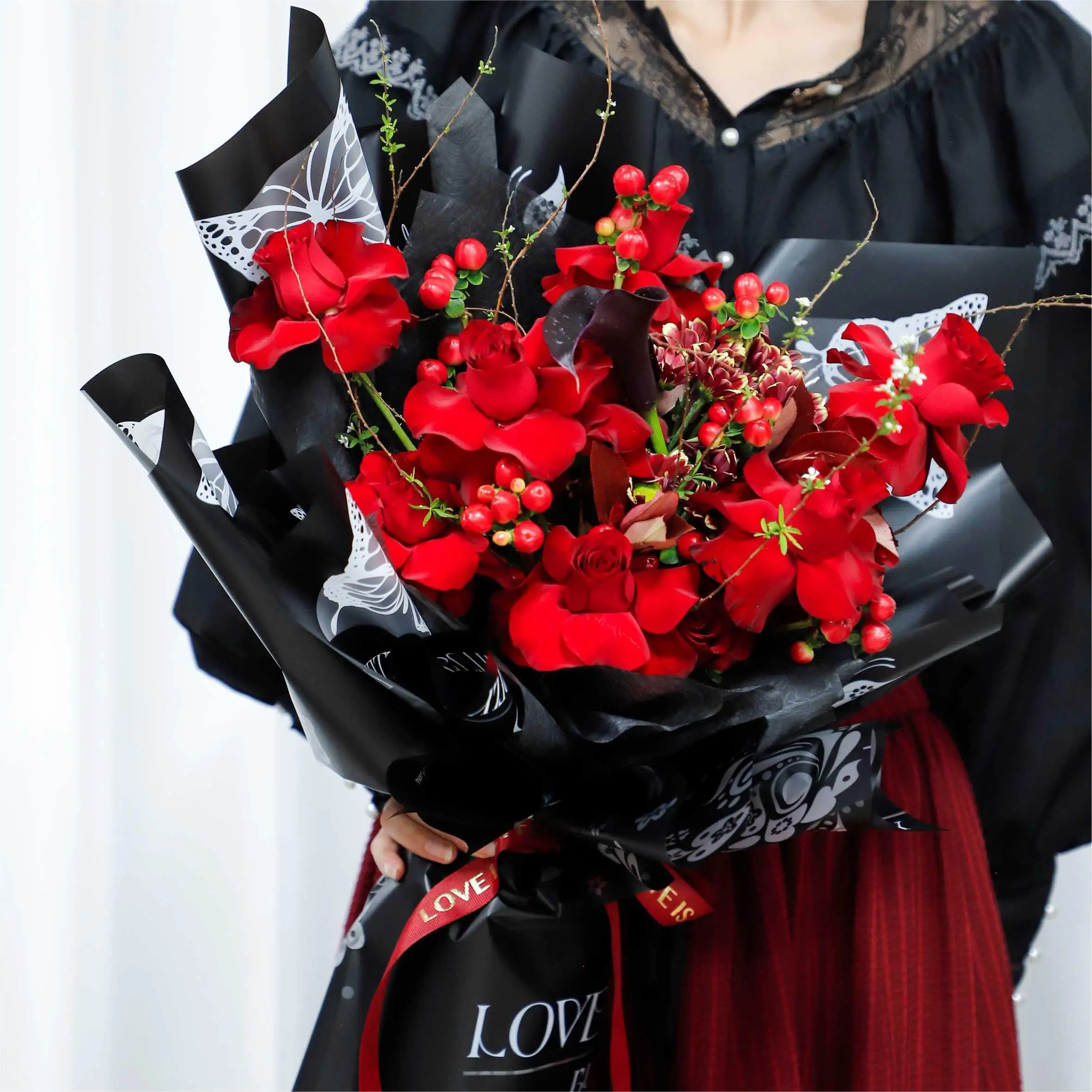 2024 New 58*58cm Butterfly Design Printing Floral Paper Matte Surface Waterproof Flower Wrapping Paper for Flower Shop Wrapper