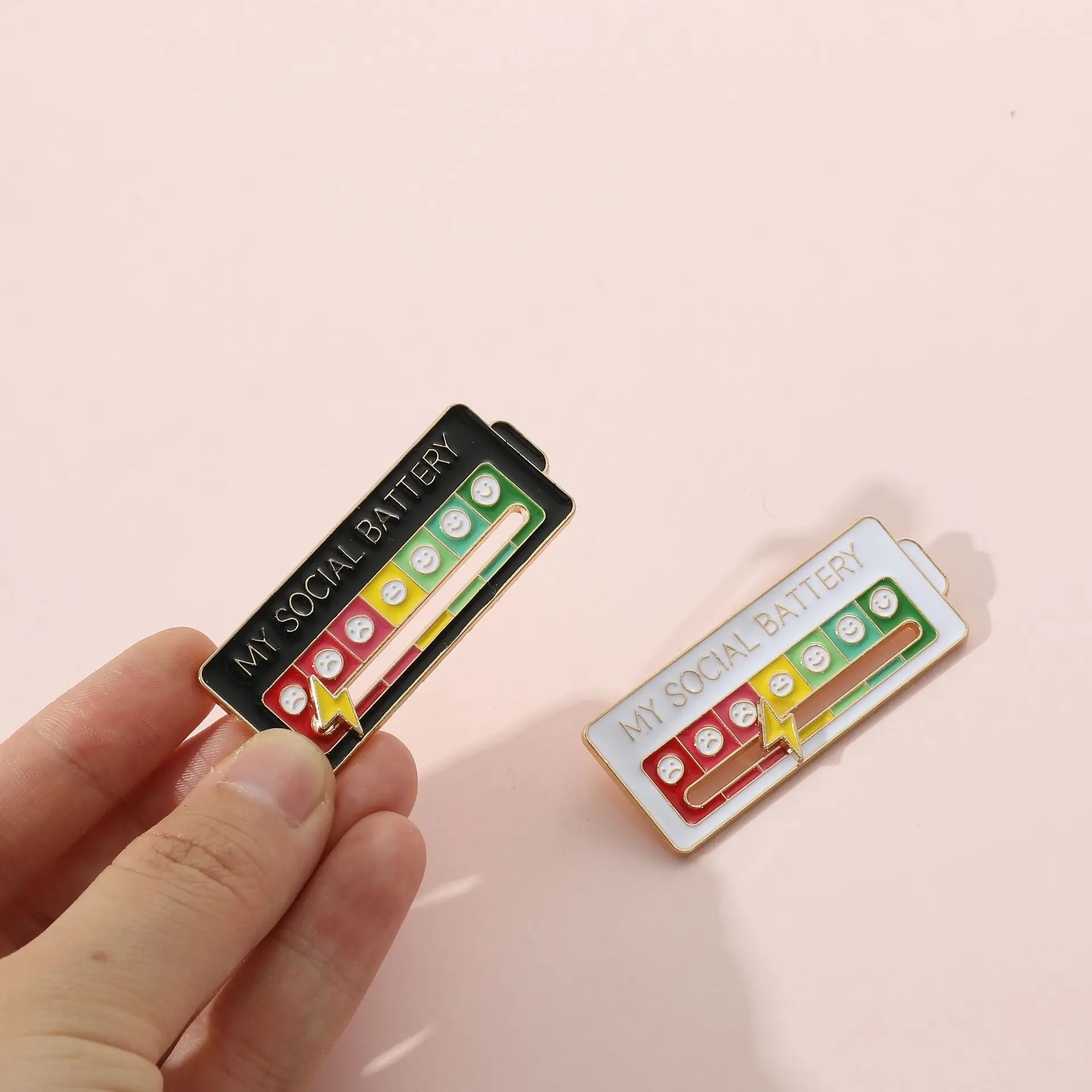 Hot Sale Wholesale Custom Logo Name Tag Badge Blank Famous my social battery Metal Lapel Pin