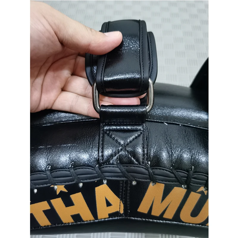 AIDONG Custom Boxing Pads Karate Taekwondo Muay Thai Training MMA Boxing Target Kick Pad