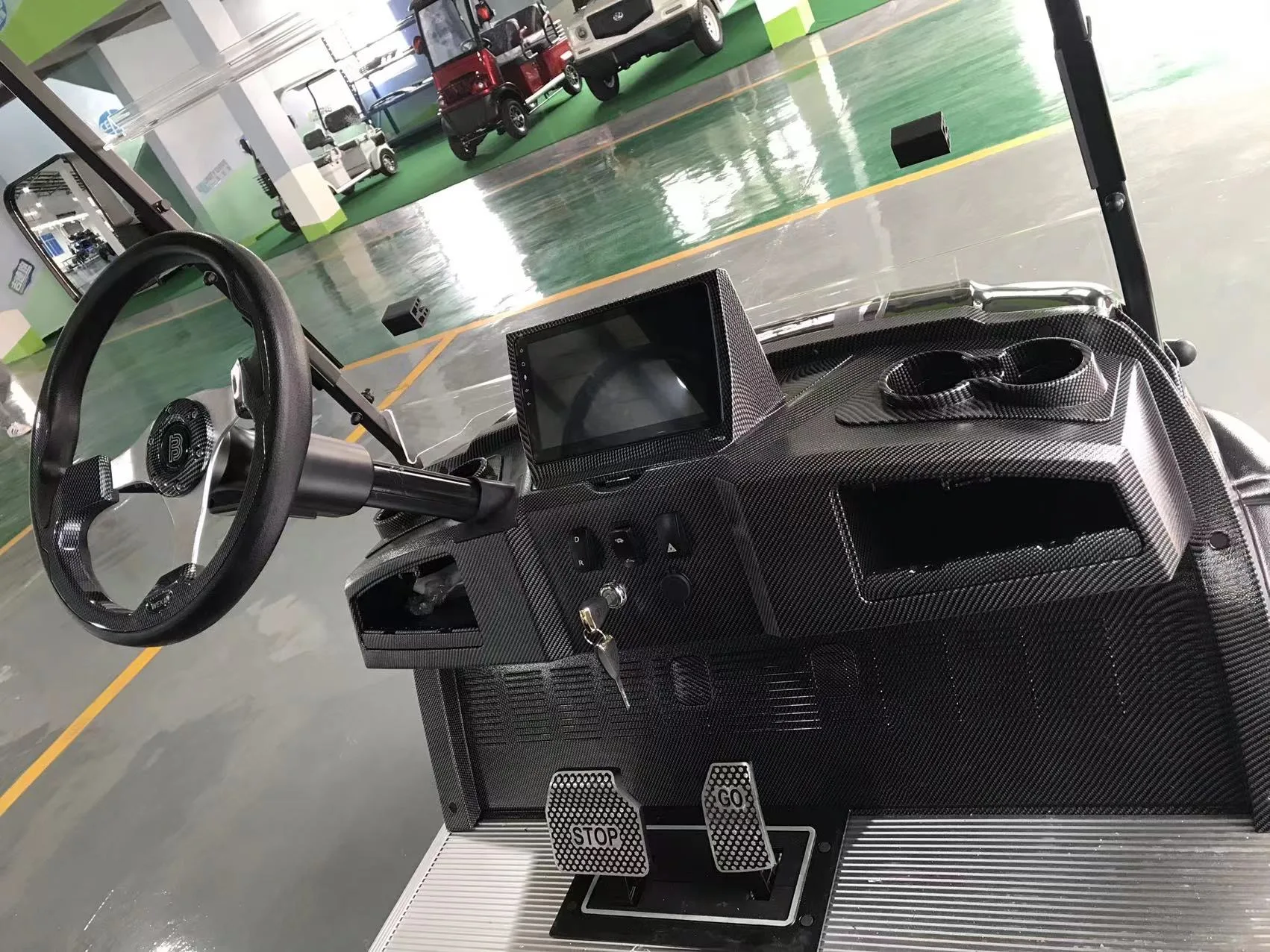 Off-road 4 6 Seater Electric Golf Carts with 48V5KW AC Motor Various Color Sightseeing Bus for UTV Club Cheap Golf Cart