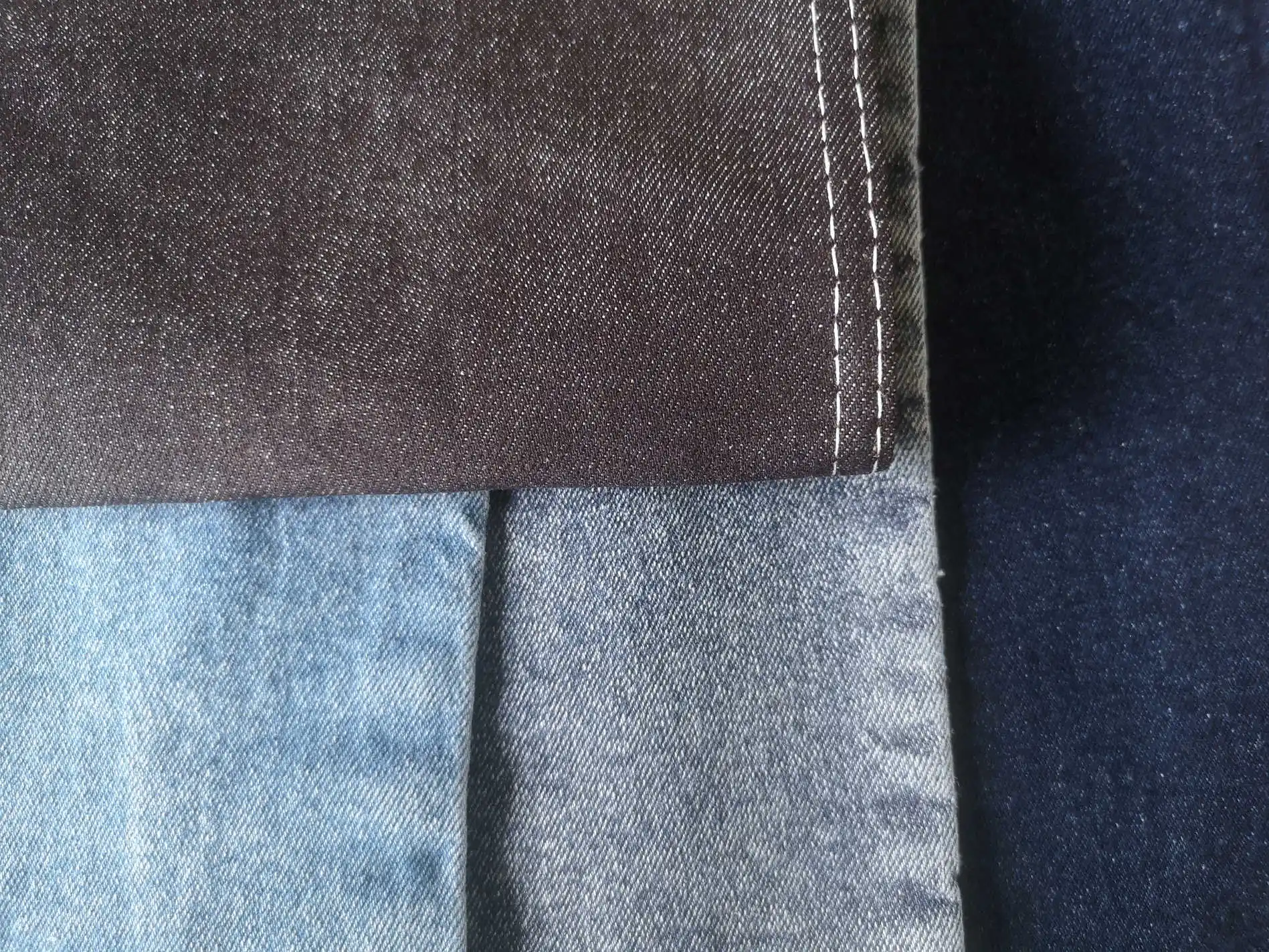 2704 Thick good quality stretch cotton spandex cheap price denim fabric manufacturer for winter jeans