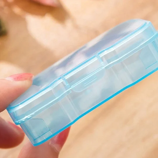 High Quality Simple portable candy contact lens case with Mirror Color Contact Lenses Case Accessories Plastic Material holder