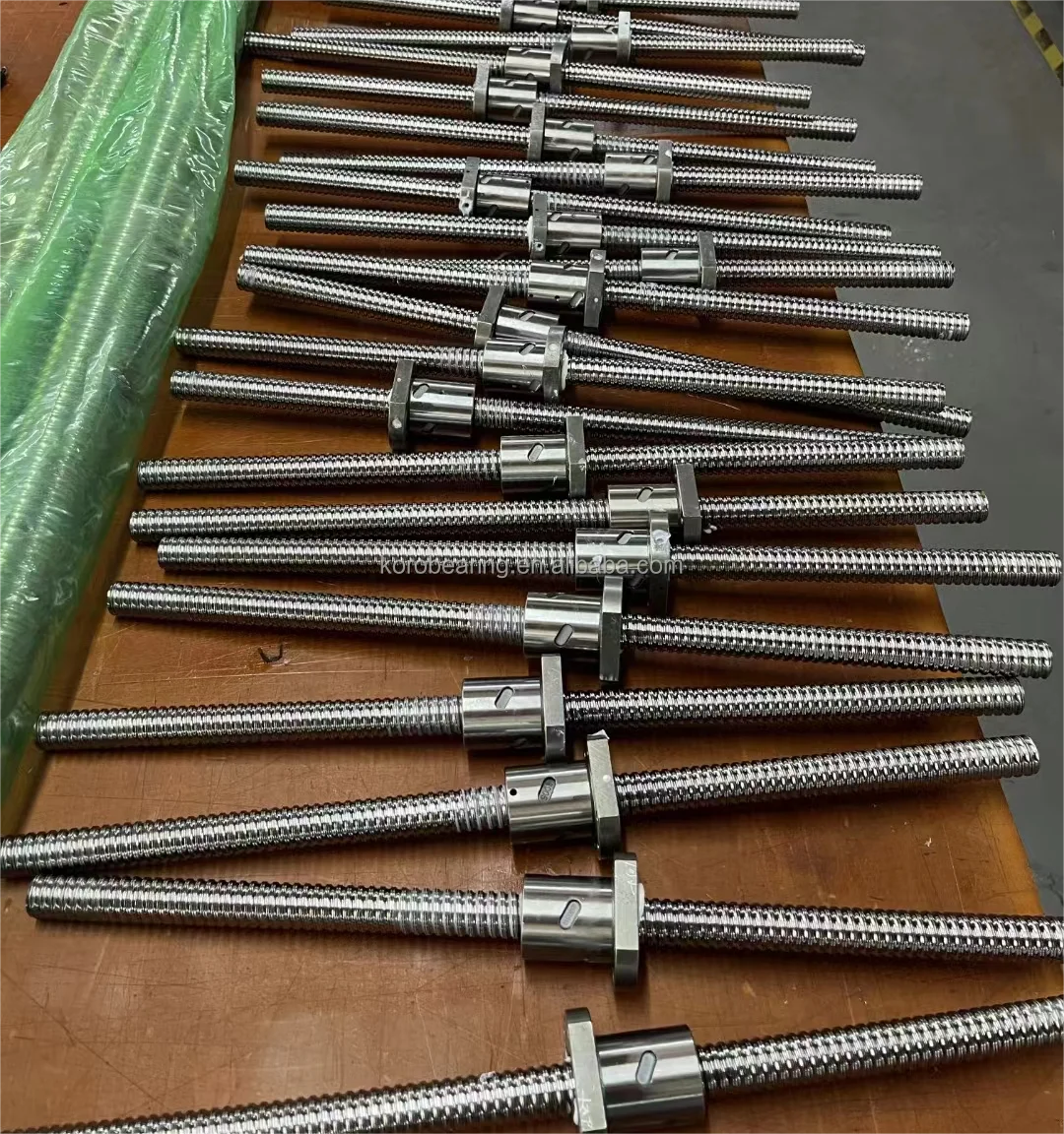 good quality sfu1604 sfu1605 sfu2005 sfu2505 sfu3205 sfu3210 cnc ball screw nut ball screw