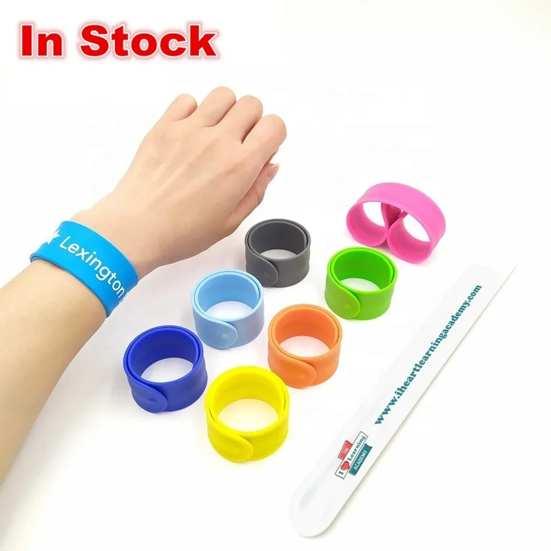 Пользовательский Радужный чистый взрослый очень длинный силиконовый браслет на запястье гибкий резиновый браслет на застежке Хлопушка браслет для детей с логотипом