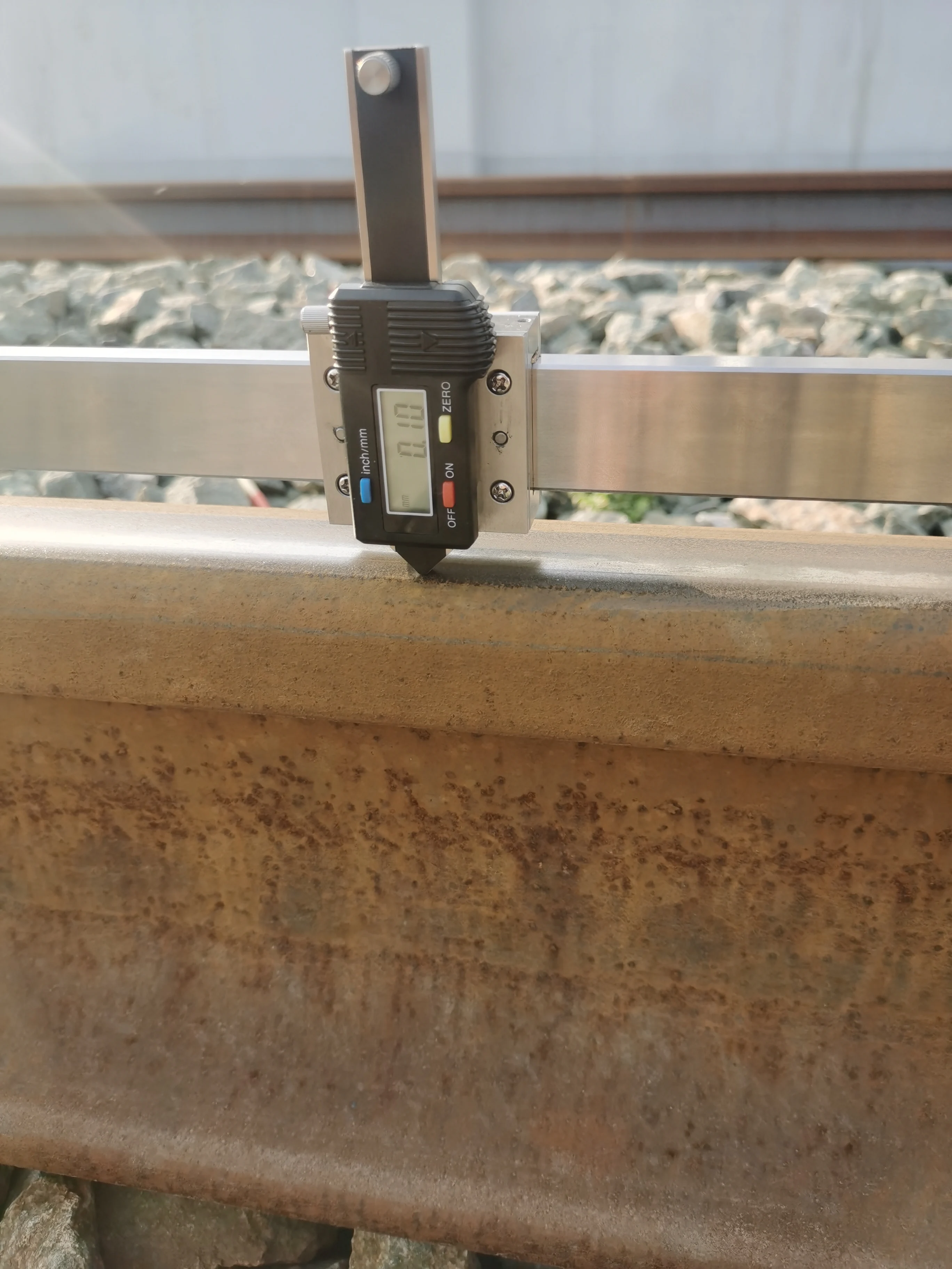 Digital Rail Corrugation Wear Gauge For Railway Measurement