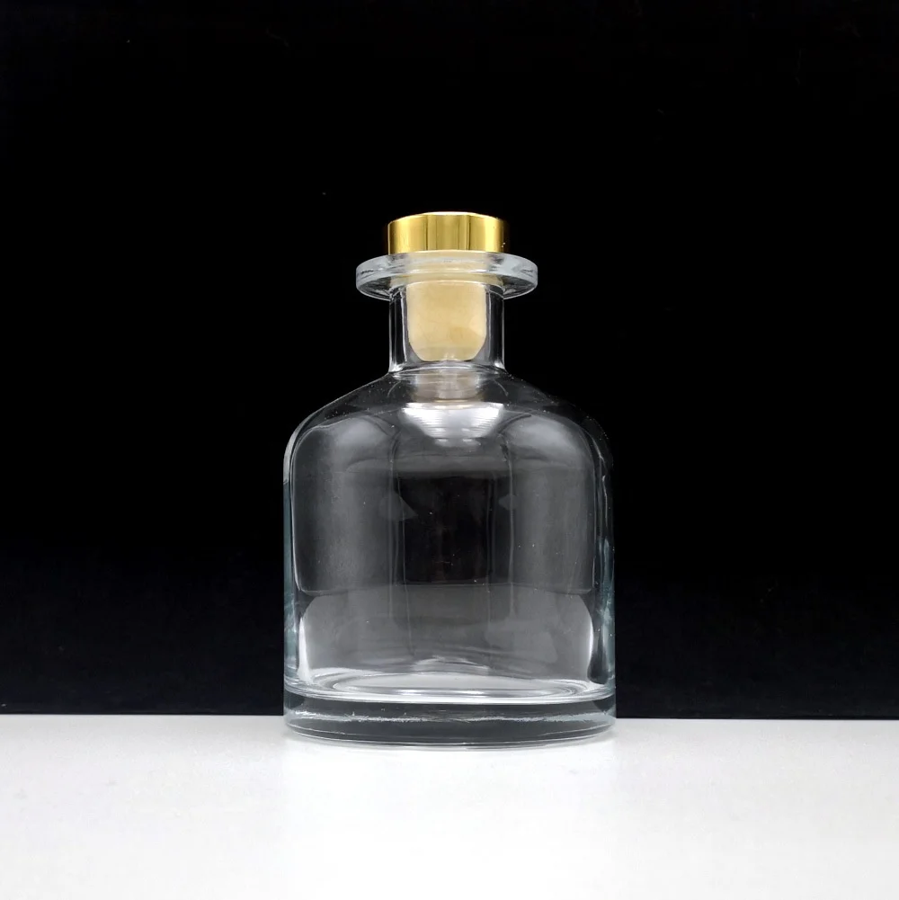Hot Sale Decorative Glass Bottle 250ml Matte Black Empty Reed Diffuser Bottle with Rattan Sticks