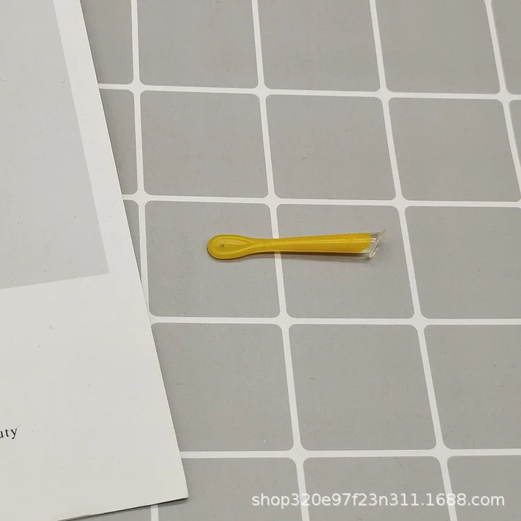 Wholesale of dual color integrated suction rods for contact lenses directly supplied by manufacturers, oblique mouth beauty and