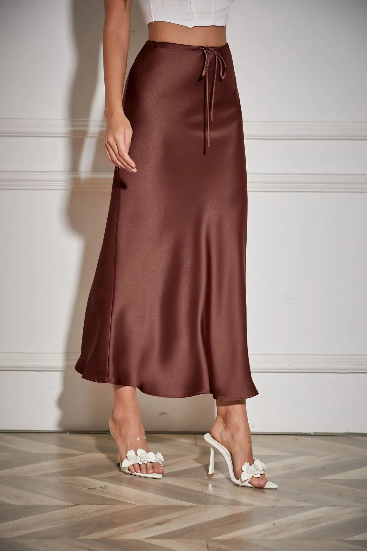 New Fashion Skirt With Adjustable Waist Elegant Satin Fishtail Maxi Skirt Deep Burgundy