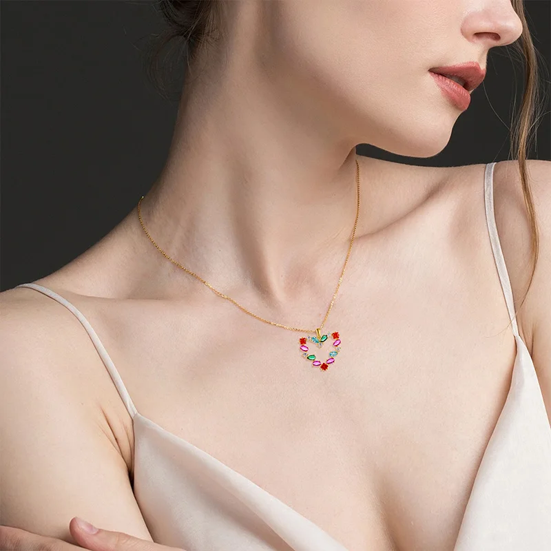 Wholesale Custom Brass Fashion Jewelry 18K Gold Plated Necklace Rainbow Colored Zirconia Heart Shape Pendent Necklace For Women