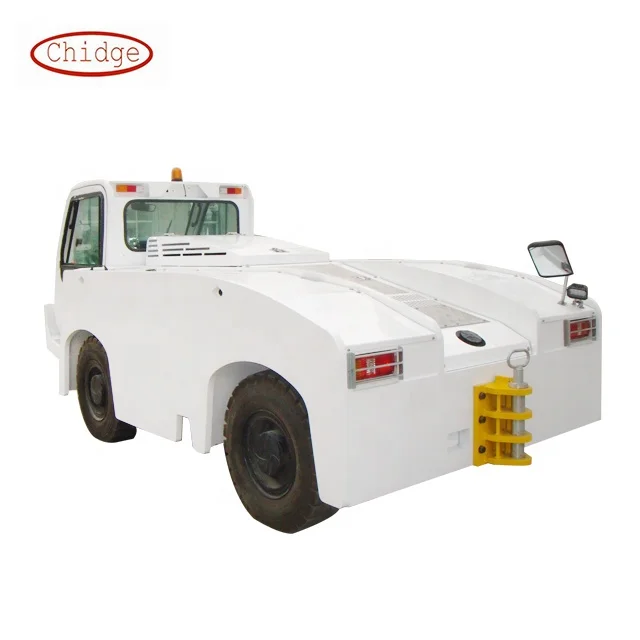 Aircraft tow tractor